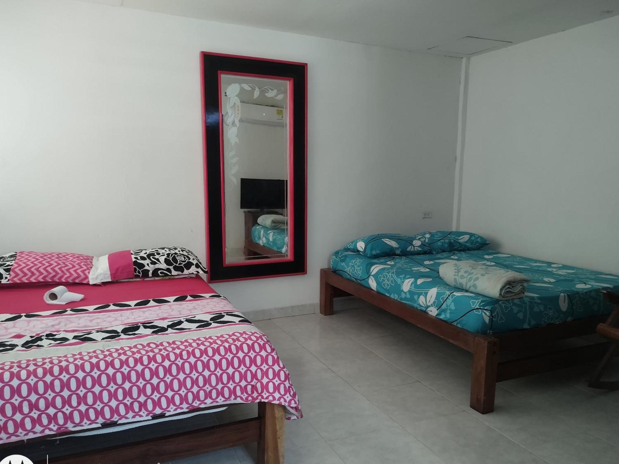 Finca Campuzano Guest House Turbaco Phòng bức ảnh